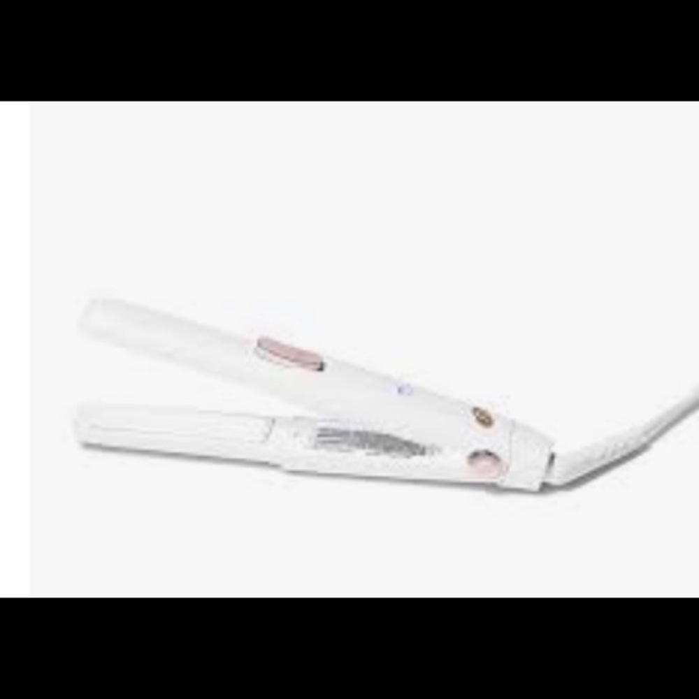 T3 single pass travel flat iron.Perfect condition
